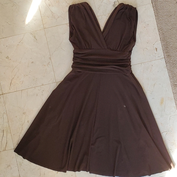 Chocolate V Neck Fit n Flare Dress - Picture 4 of 4